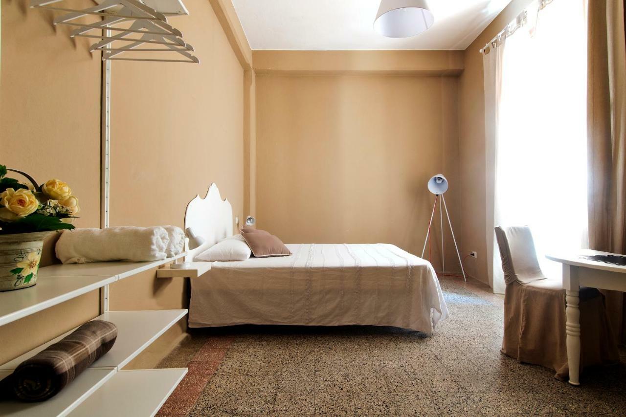 Blulassu City Center Rooms Cagliari Bagian luar foto